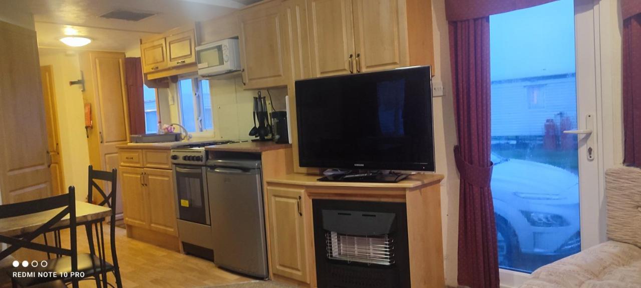 Beachside, Family-Friendly, Wifi, 6 Berth Caravan 19 In Ingoldmells Bagian luar foto